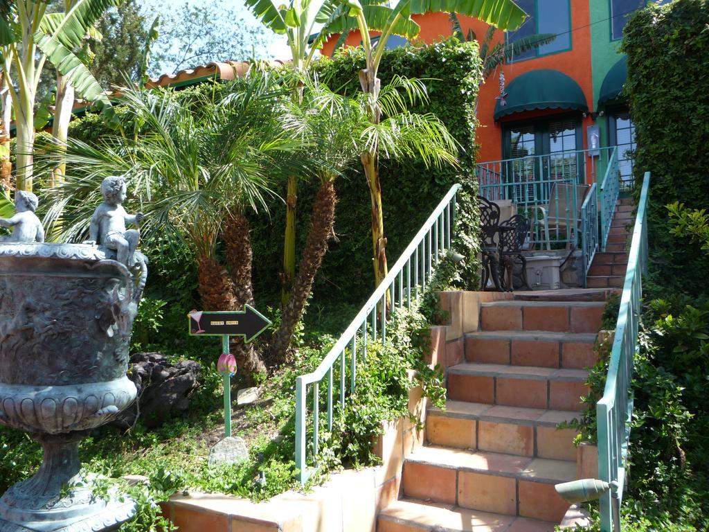 Woodland Hills Calabasas Guesthouses Лос Анджелис Екстериор снимка