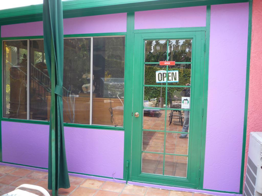 Woodland Hills Calabasas Guesthouses Лос Анджелис Екстериор снимка